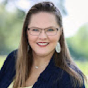 Meet your Posher, Emilie